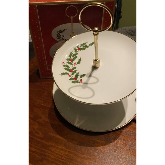 VTG Christmas Holly Berry Porcelain Two Tier Tidbit Server Japan Holiday Serving - Picture 2 of 9